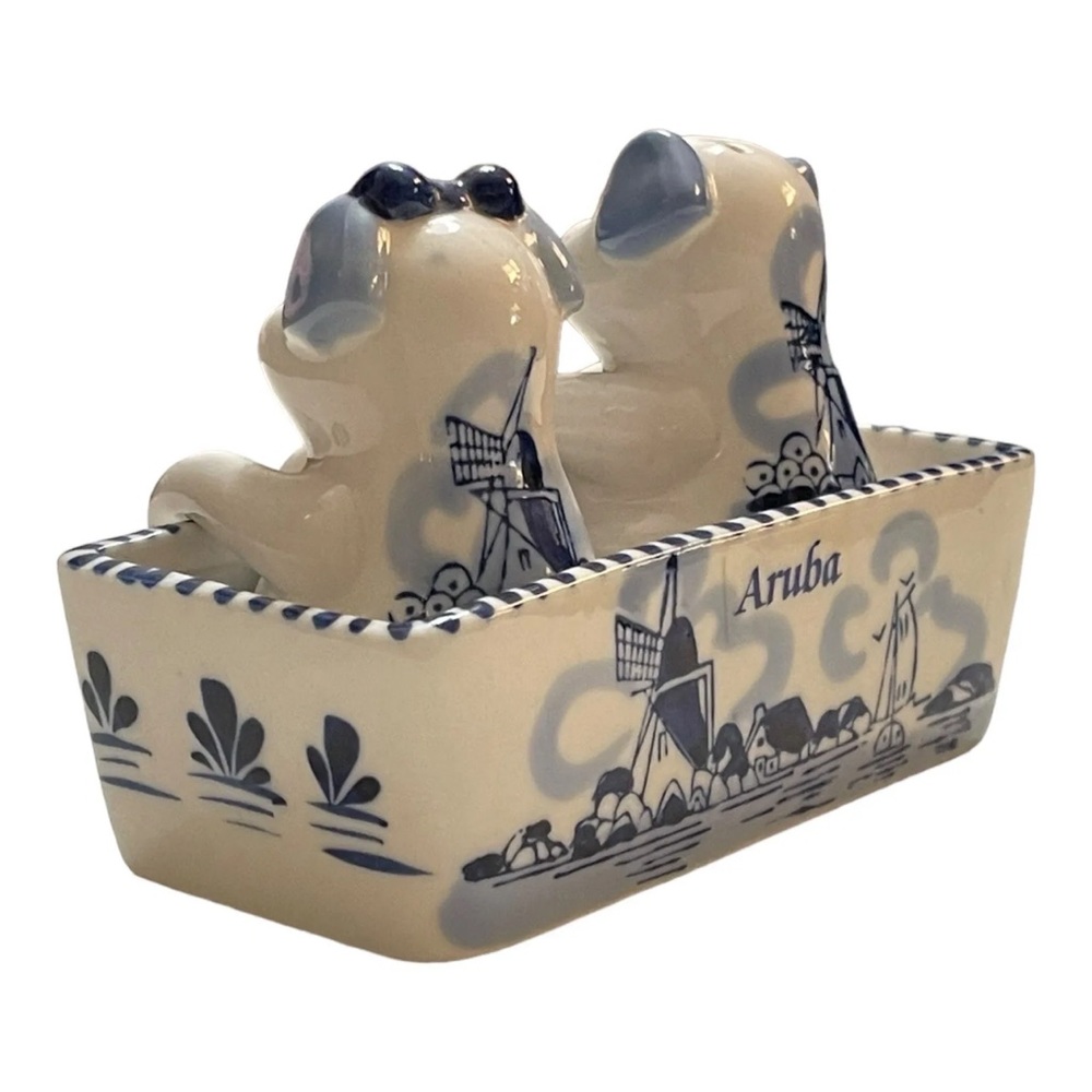 Delft Blue Pigs Salt & Pepper Shakers & Holder Pig Figure Aruba Collectible Set - Picture 5 of 16